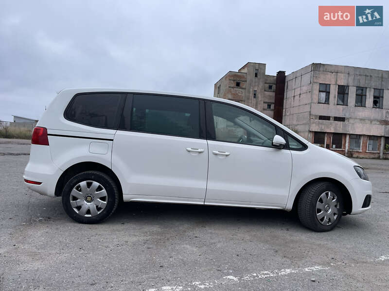 Мінівен SEAT Alhambra 2011 в Збаражі