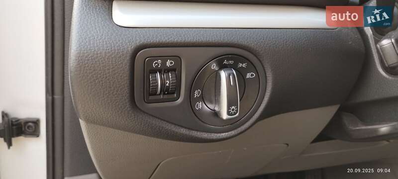 Мінівен SEAT Alhambra 2014 в Чигирину