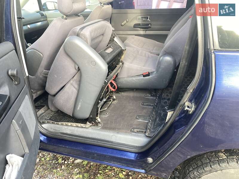 Минивэн SEAT Alhambra 2001 в Житомире