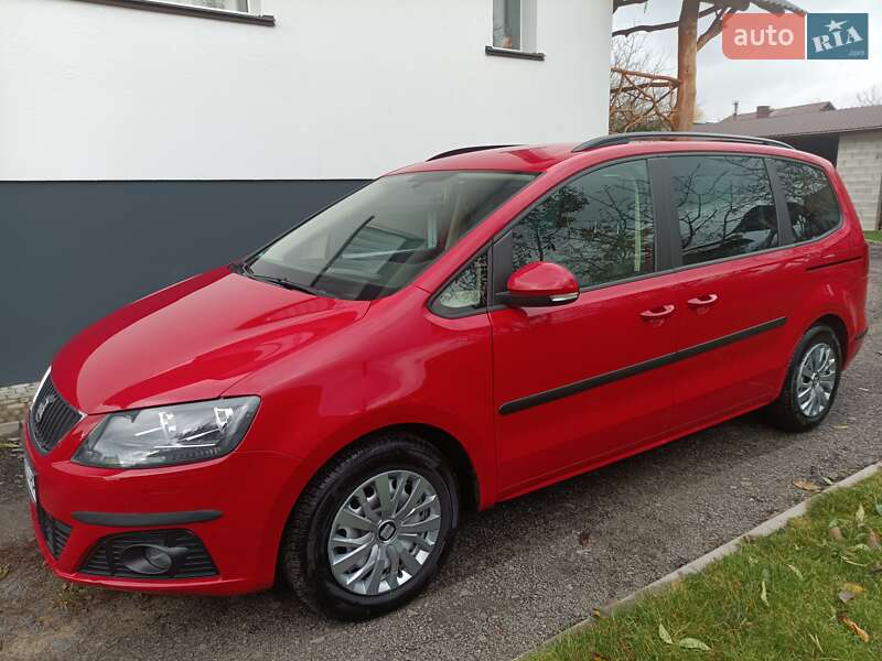 Мінівен SEAT Alhambra 2013 в Камені-Каширському