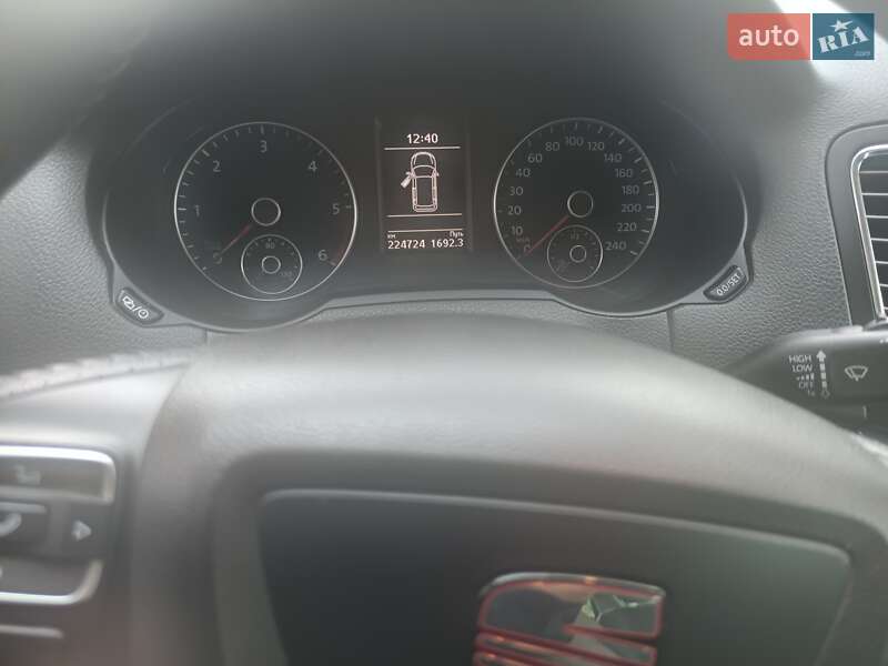 Мінівен SEAT Alhambra 2013 в Камені-Каширському