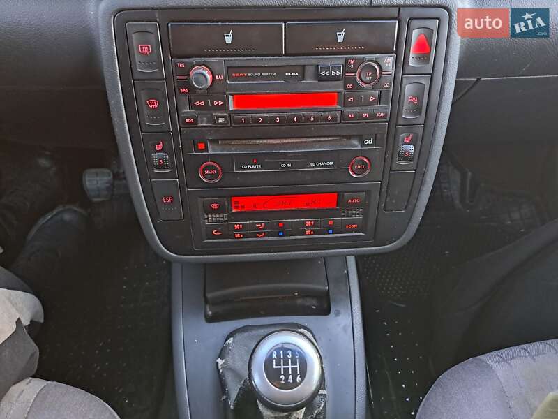 Мінівен SEAT Alhambra 2003 в Рівному фото 3 Мінівен SEAT Alhambra 2003 в Рівному