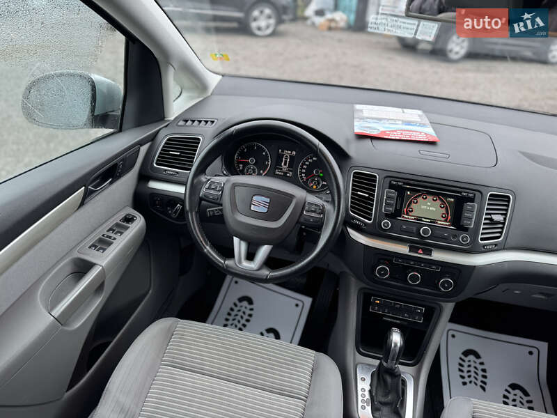 Мінівен SEAT Alhambra 2011 в Сарнах