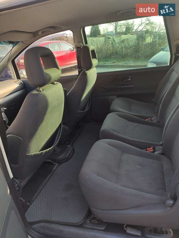 Мінівен SEAT Alhambra 2001 в Дніпрі