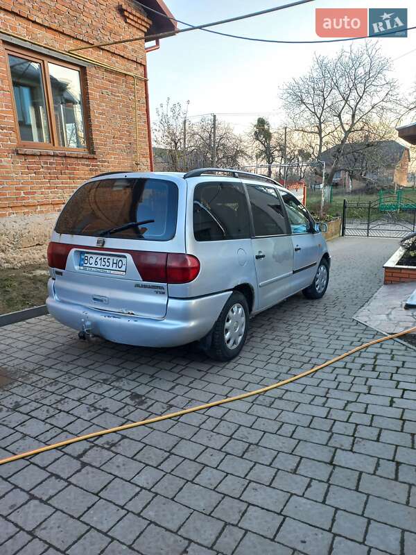 Минивэн SEAT Alhambra 1999 в Радехове