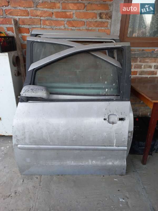 Минивэн SEAT Alhambra 1999 в Радехове