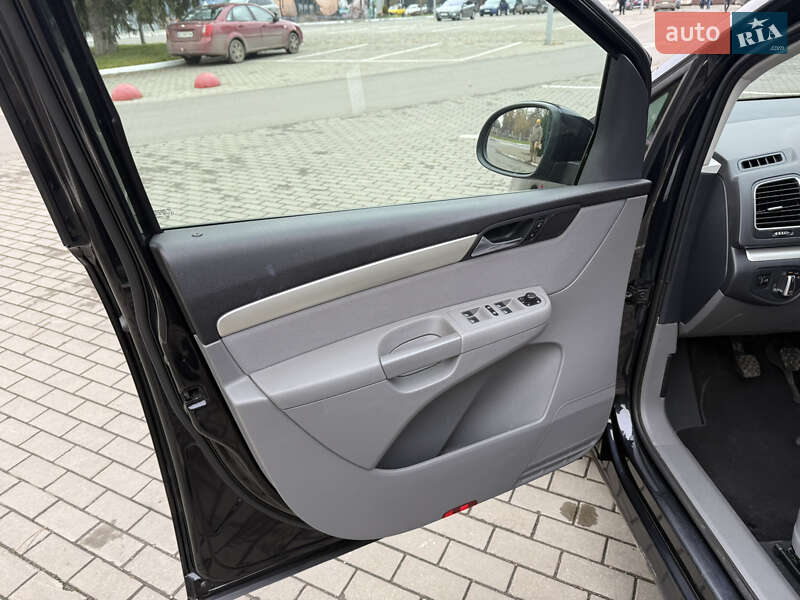 Минивэн SEAT Alhambra 2012 в Луцке фото 13 Минивэн SEAT Alhambra 2012 в Луцке