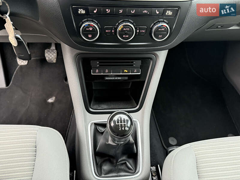 Минивэн SEAT Alhambra 2012 в Луцке фото 21 Минивэн SEAT Alhambra 2012 в Луцке