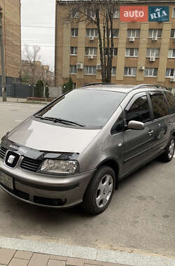 Мінівен SEAT Alhambra 2004 в Переяславі