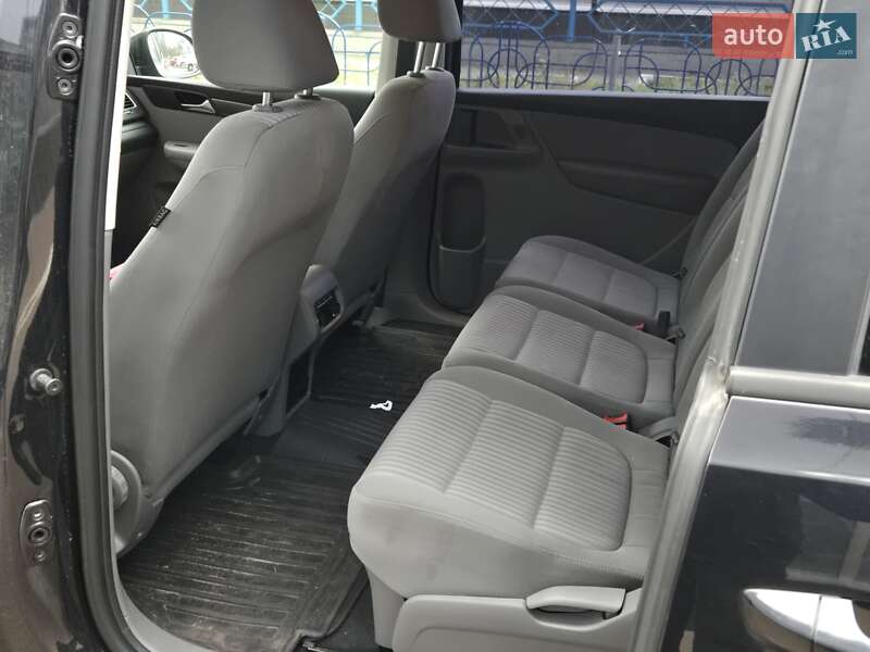 Минивэн SEAT Alhambra 2012 в Киеве