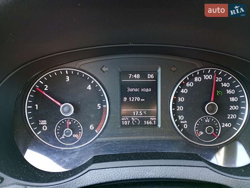 Минивэн SEAT Alhambra 2016 в Киеве