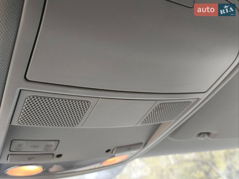 Мінівен SEAT Alhambra 2012 в Львові