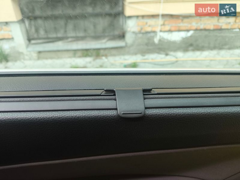 Мінівен SEAT Alhambra 2012 в Львові