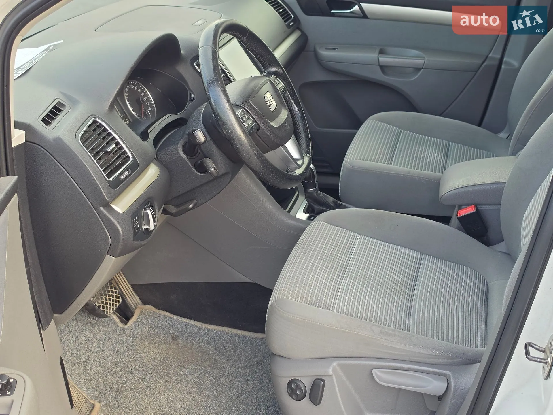 2010 SEAT Alhambra - мініатюра 19