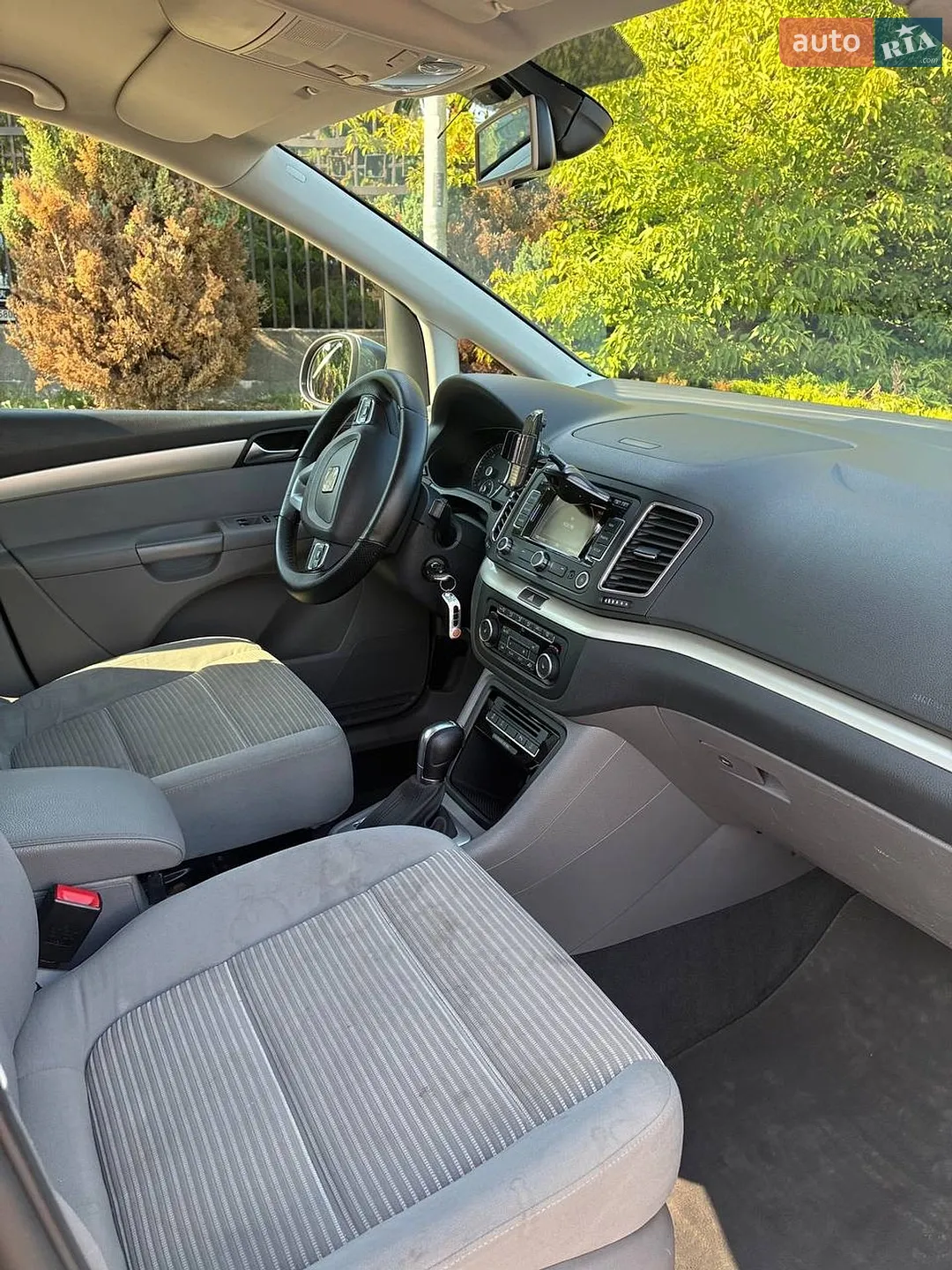 2011 SEAT Alhambra - мініатюра 16