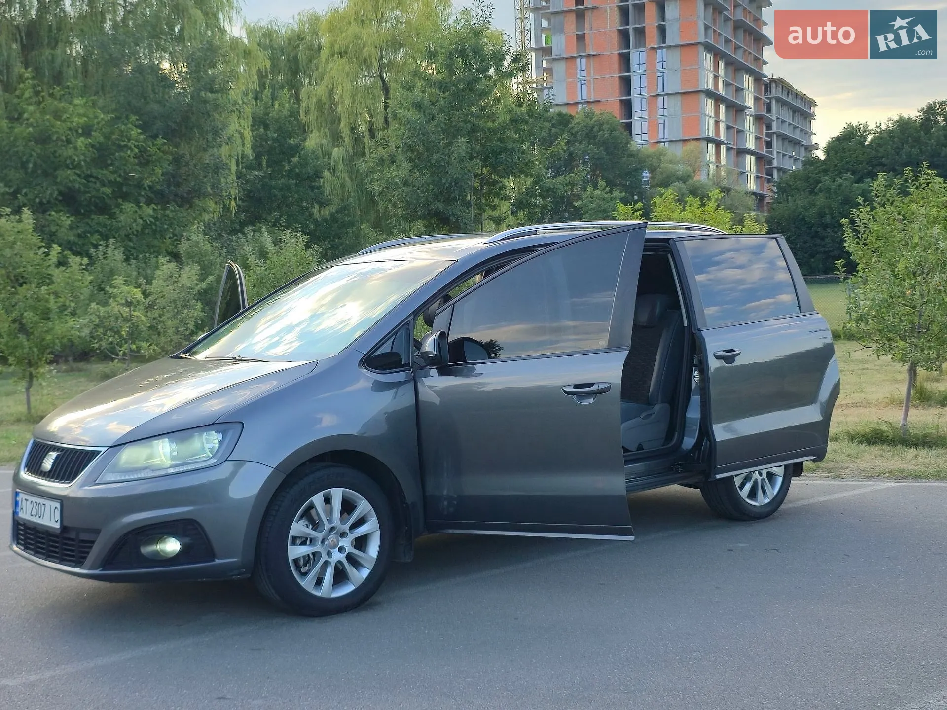 2011 SEAT Alhambra - мініатюра 77