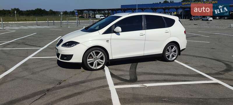 Минивэн SEAT Altea XL 2010 в Львове