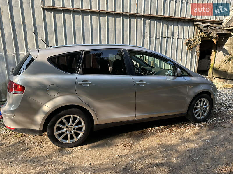 Мінівен SEAT Altea XL 2013 в Вінниці