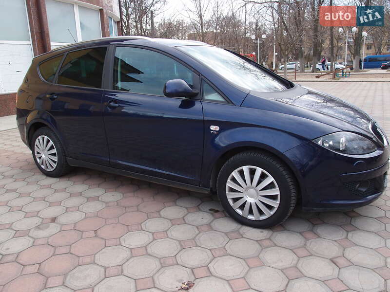 Минивэн SEAT Altea XL 2008 в Измаиле фото 17 Минивэн SEAT Altea XL 2008 в Измаиле