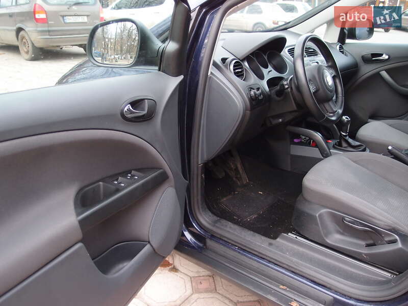 Минивэн SEAT Altea XL 2008 в Измаиле фото 25 Минивэн SEAT Altea XL 2008 в Измаиле