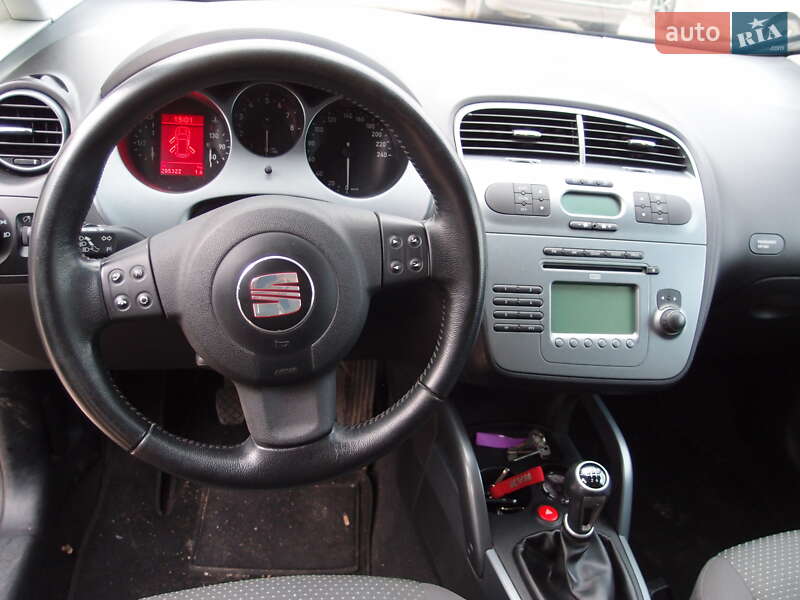 Минивэн SEAT Altea XL 2008 в Измаиле фото 24 Минивэн SEAT Altea XL 2008 в Измаиле