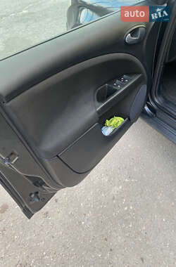 Минивэн SEAT Altea XL 2011 в Харькове