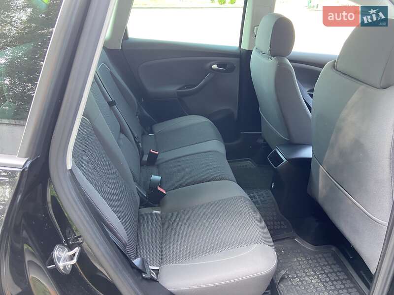 Минивэн SEAT Altea XL 2015 в Мостиске
