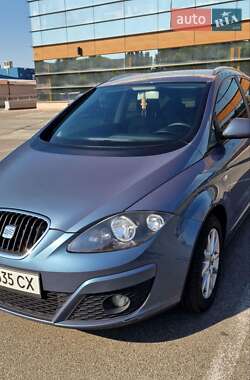 Минивэн SEAT Altea XL 2010 в Киеве