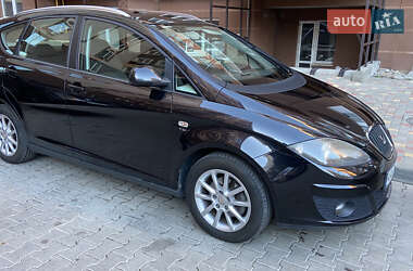 Минивэн SEAT Altea XL 2009 в Киеве