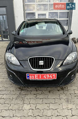 Минивэн SEAT Altea XL 2010 в Луцке