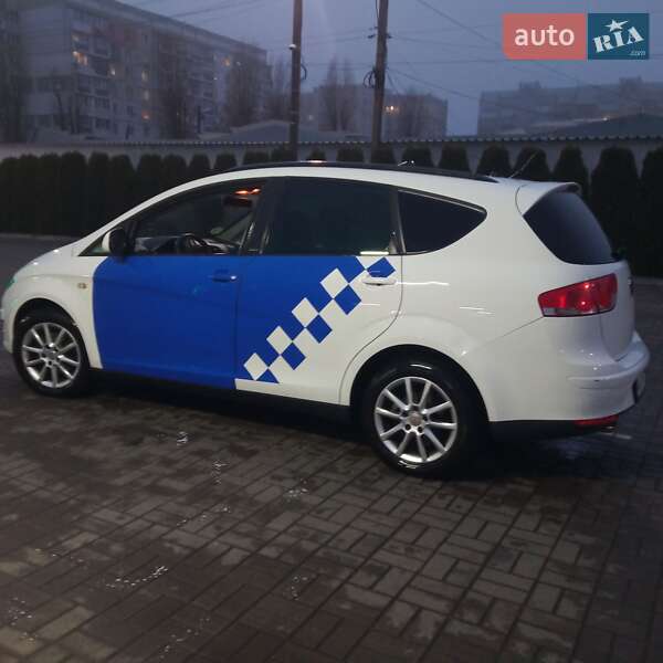 Минивэн SEAT Altea XL 2015 в Черкассах
