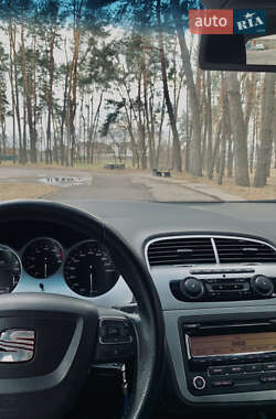 Минивэн SEAT Altea XL 2011 в 