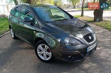 Минивэн SEAT Altea XL 2010 в Киеве