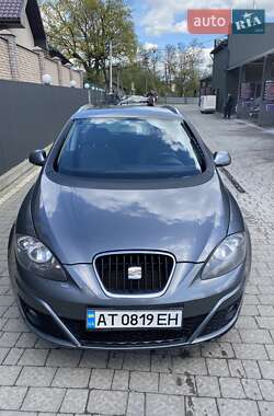 Минивэн SEAT Altea XL 2012 в 