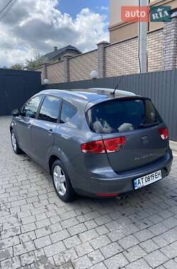 Минивэн SEAT Altea XL 2012 в 