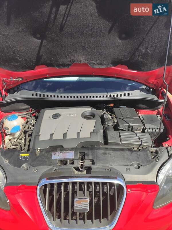 Минивэн SEAT Altea XL 2015 в Киеве