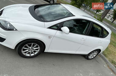 Минивэн SEAT Altea XL 2010 в 