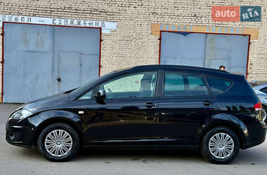 Мінівен SEAT Altea XL 2011 в 