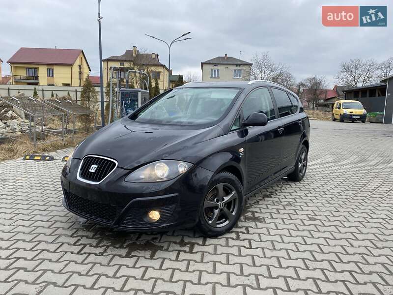 Мінівен SEAT Altea XL 2010 в 