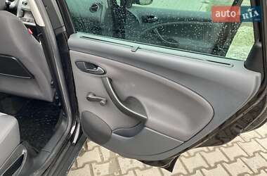 Мінівен SEAT Altea XL 2010 в 
