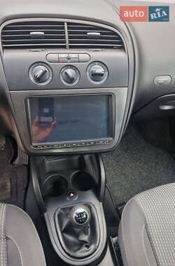 Минивэн SEAT Altea XL 2010 в 
