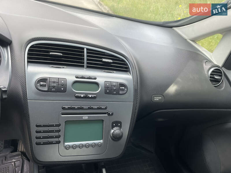 Минивэн SEAT Altea XL 2008 в Киеве фото 10 Минивэн SEAT Altea XL 2008 в Киеве