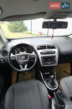 Минивэн SEAT Altea XL 2012 в 