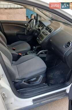 Минивэн SEAT Altea XL 2010 в 