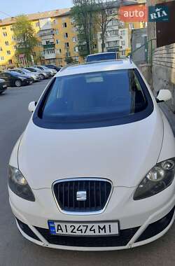 Минивэн SEAT Altea XL 2010 в 