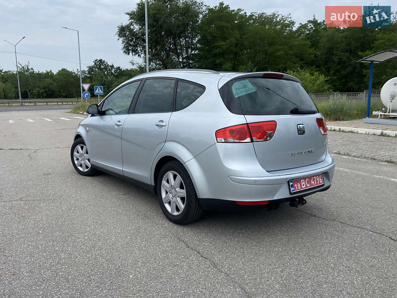Минивэн SEAT Altea XL 2010 в Запорожье