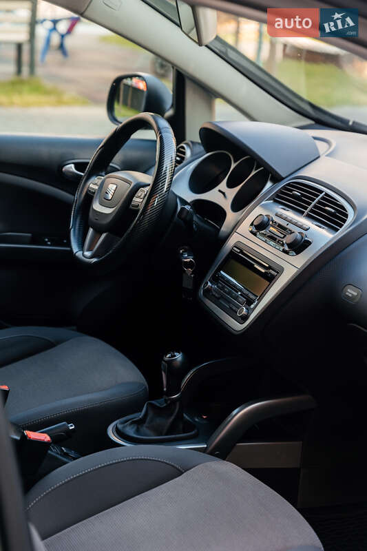 Минивэн SEAT Altea XL 2012 в Ивано-Франковске