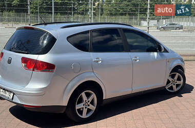 Минивэн SEAT Altea XL 2011 в 