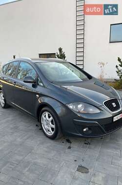 Минивэн SEAT Altea XL 2010 в Звягеле