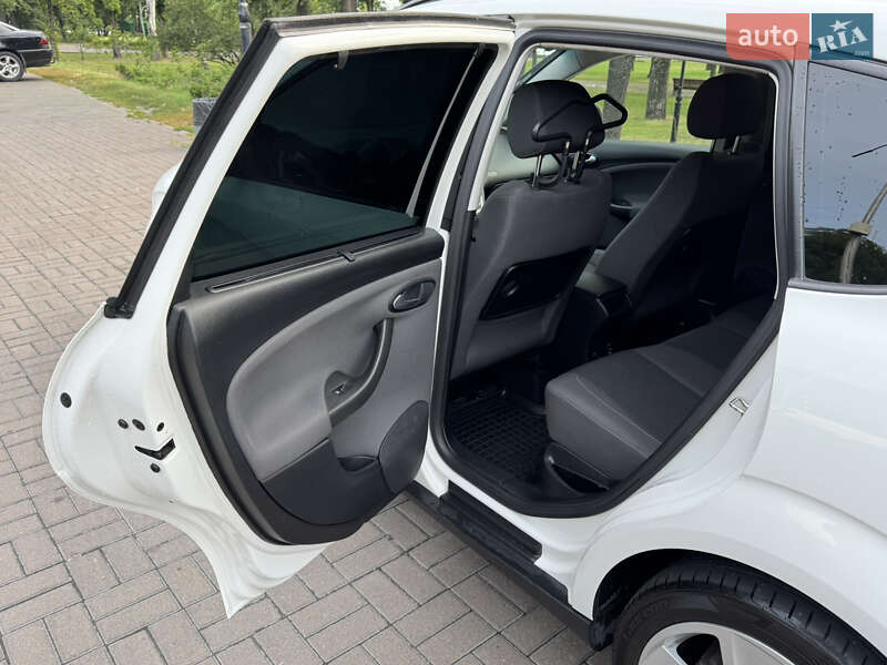 Минивэн SEAT Altea XL 2015 в Киеве